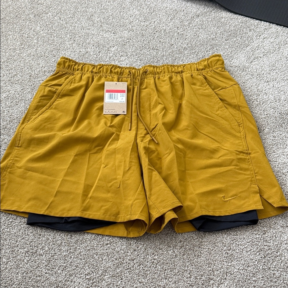 Nike Unlimited Woven 7" 2-in-1 Versatile Training Shorts DV9334 Bronze Size L